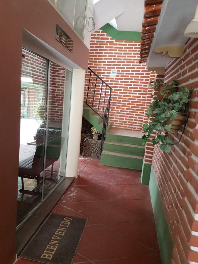 Hostel Buen Descanso Sucre Eksteriør billede
